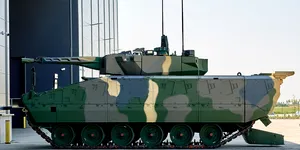 Rheinmetall va produce transportoare blindate Lynx în România. Vehiculele vor fi asamblate la Automecanica Mediaș