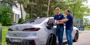 Merită să cumperi o mașină electrică la mâna a doua? La ce să fii atent și în ce situații trebuie să refuzi „oferta”