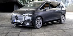 Noul Mercedes-Benz VLE primește versiuni AMG și configurație cu până la 8 locuri
