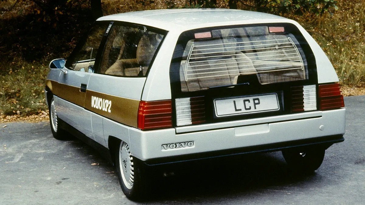 LCP 2000 este cel mai misterios Volvo din toate timpurile. De ce mirosea a pește și chipsuri?