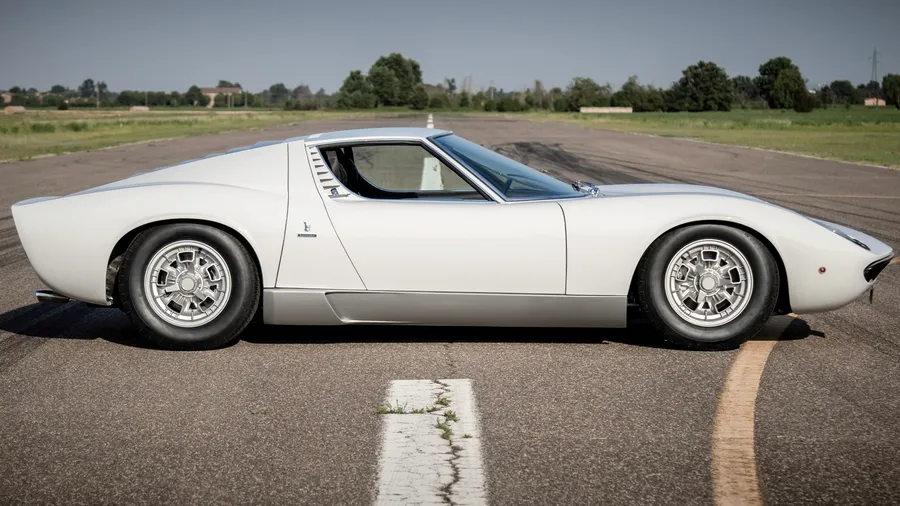 lamborghini fara oglinzi laterale detinut de rod stewart