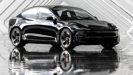 Noua Tesla Model 3 Performance a debutat oficial și are în vizor BMW M3
