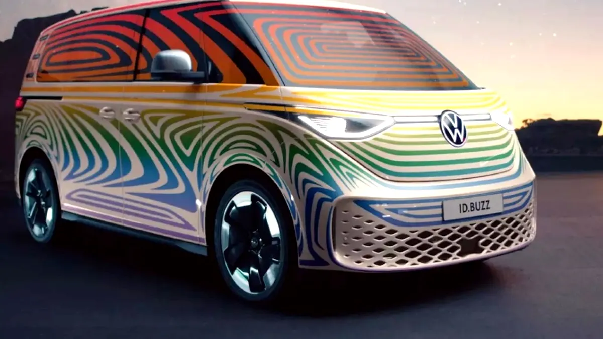 Un prototip Volkswagen ID.Buzz surprins la o stație de încărcare în Norvegia (cu video)