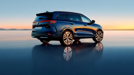 Renault a dezvăluit noua generație a lui Espace. Modelul francez este de acum un SUV cu până la 7 locuri - GALERIE FOTO