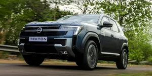 <span class='prepend'>Foto |</span> Dacia Duster de Japonia, produsă în India: Nissan prezintă Tekton, modelul bazat pe SUV-ul românesc. Cu ce dotări vine modelul japonez?