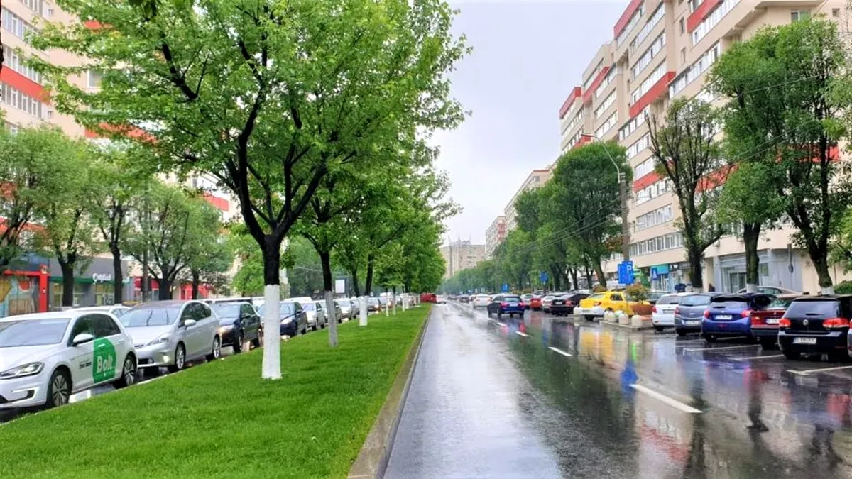 Dispar locurile de parcare gratuite din București. Parcarea în sectorul 4, taxată din 23 august