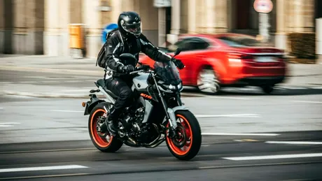 2024: Ce motocicletă se poate conduce cu permis Categoria B? Care sunt obligațiile șoferilor | VIDEO