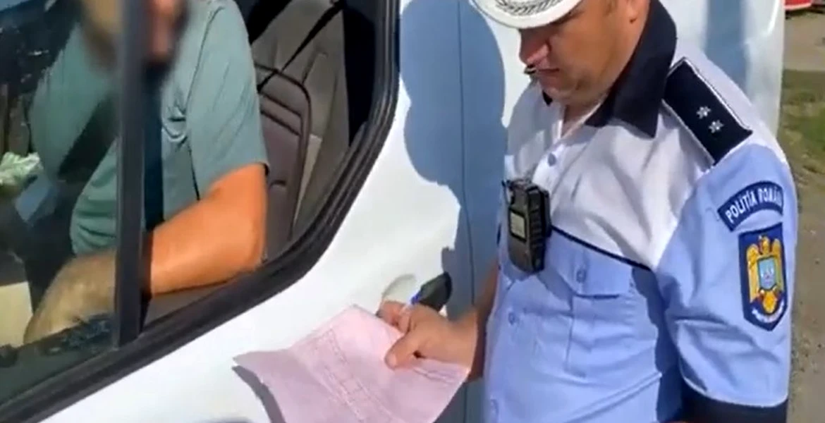 Șofer amendat de două ori în 10 minute: ”Bravo lui, muncește pentru amenzi” – VIDEO