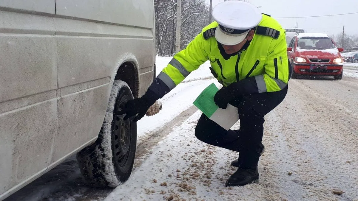 Ce spun polițiștii despre anvelopele de iarnă și pregătirea mașinii pentru sezonul rece - VIDEO