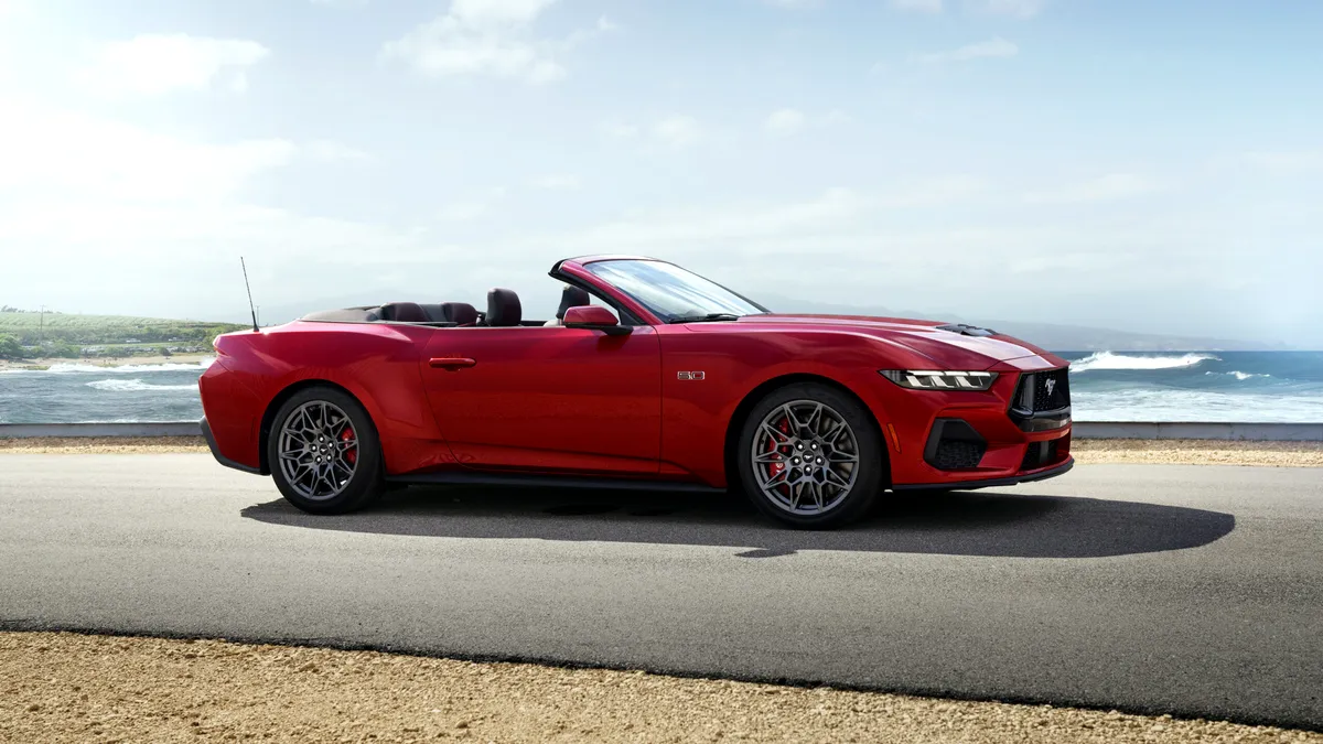 Ford a dezvăluit cifrele de putere pentru noul Mustang. Coupe-ul american este mai puternic ca oricând