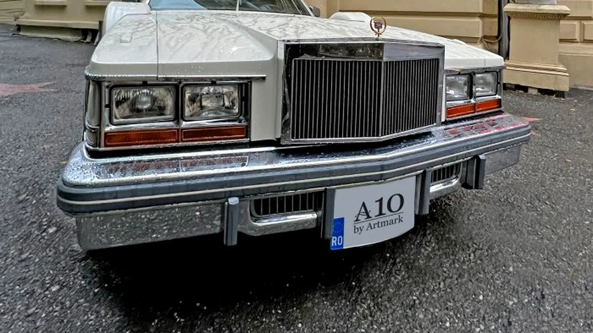 Ford Mustang V8 din 1967 și Cadillac Seville se vând la o licitație susținută de Galeriile Artmark în București