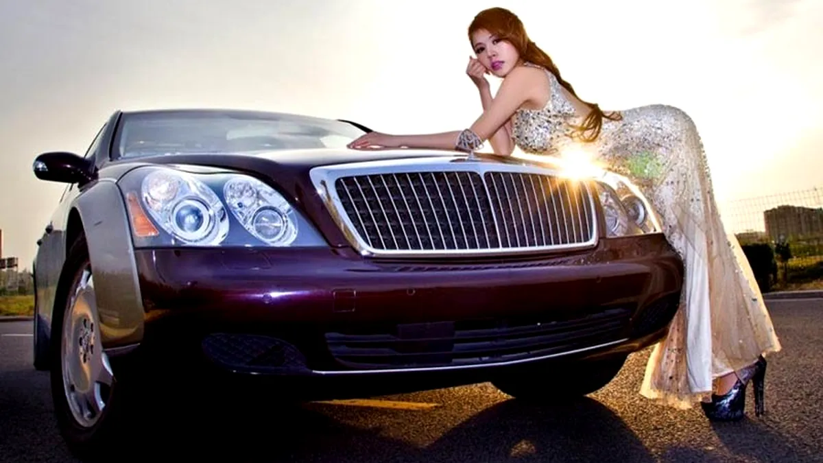 Maybach + chinezoaică = nu tocmai un pictorial reuşit...