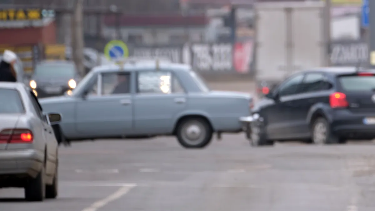 Prioritate de dreapta: Cum se acordă și în ce situații ești obligat să ții cont de ea