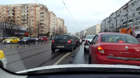 Capcană pentru şoferi, în centrul Bucureştiului - VIDEO