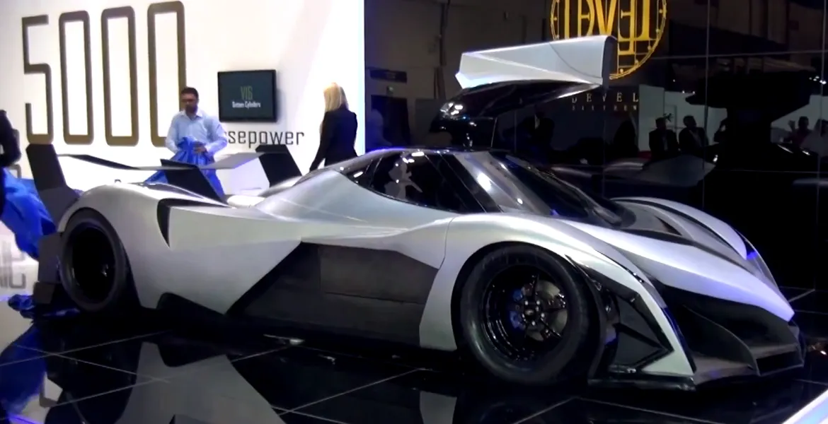 Devel Sixteen e un supercar arab de 5.000 CP