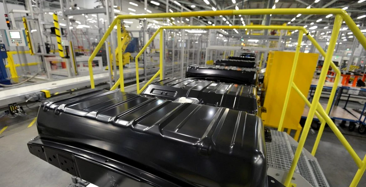 Continental planuieşte să construiască o fabrică de baterii pentru maşini electrice