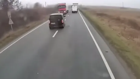 Mărturia unui supraviețuitor din accidentul cu fanii PAOK: Sistemul Lane Assist ar fi „blocat volanul” după depășire