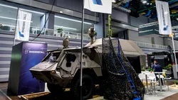 Revine distrugătorul de tancuri în prim-plan? Rheinmetall a prezentat modelul Fuchs, înarmat cu 24 de rachete grele