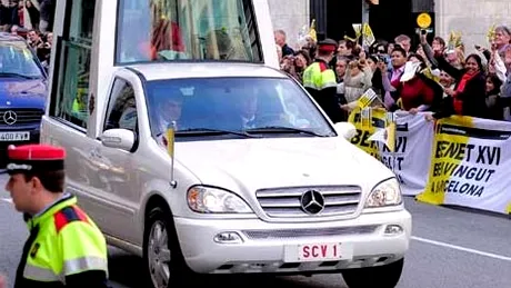 Papa Benedict XVI vrea maşina solară