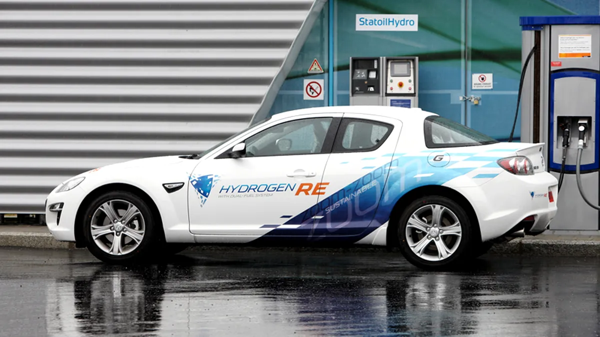 Mazda RX8 şi Premacy Hydrogen RE