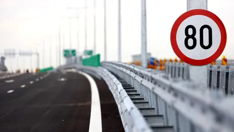 Cât timp câștigi dacă depășești viteza legală pe drumul spre mare? Costurile depășirii limitei de viteză pe Autostrada Soarelui
