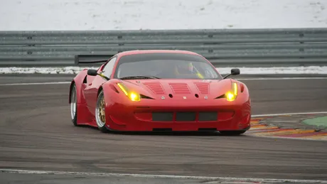 Ferrari 458 Italia GT debutează oficial pe circuit