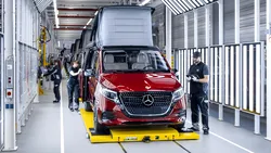 Mercedes-Benz începe producția noului Marco Polo la fabrica sa din Ludwigsfelde. Modelul este construit integral de producătorul german