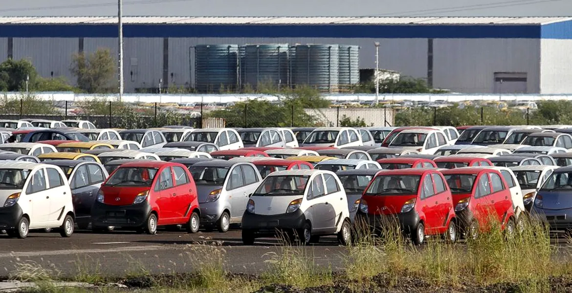 Tata Nano, cea mai ieftină maşină din lume, nu se va mai produce