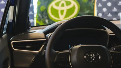 Președintele Toyota spune că mașinile electrice vor reprezenta doar 30% din cota de piață