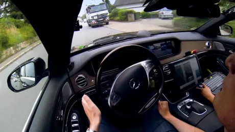 VIDEO: Mercedes-Benz ilustrează sistemul Intelligent Drive pe modelul S500