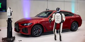 Premieră pentru BMW în Germania. Grupul auto va utiliza roboți umanoizi în fabrica din Leipzig