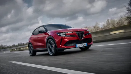 Alfa Romeo este următorul producător ce renunță la planurile pentru electrificare