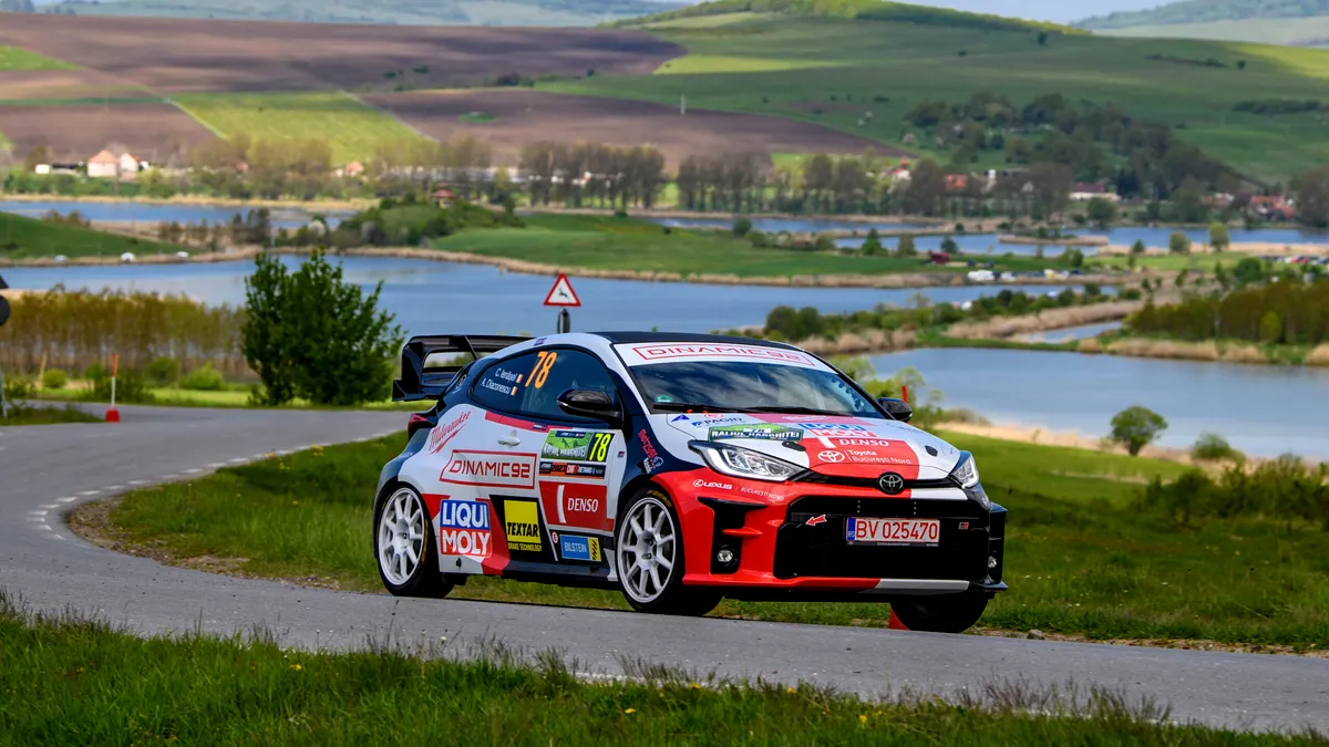 Primul model Toyota GR Yaris din motorsportul românesc a obținut victoria la clasa Național 11 din Raliul Harghitei
