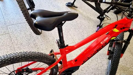 Polițiștii de frontieră din Bihor au interceptat biciclete electrice furate din Austria, în valoare de 20.000 de euro