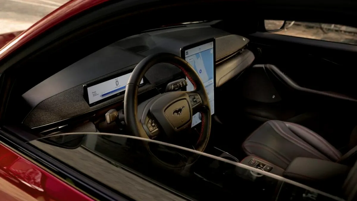 Ford lansează un abonament pentru utilizarea funcției de conducere semi-autonomă