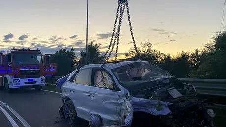 O mașină condusă de un român a fost implicată într-un accident grav în Italia