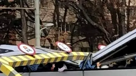 Începe montarea noilor sisteme suplimentare de semnalizare pentru circulația vehiculelor prin Pasajul Unirii