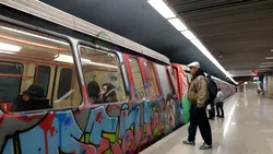 Metroul din București ar putea fi afectat. Metrorex analizează reducerea numărul de trenuri de pe Magistrala 4, pe fondul crizei energetice