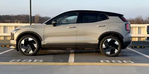 EX30, EX90 și XC60: modelele-cheie pentru Volvo în 2025