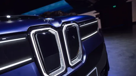 BMW pregătește o avalanșă de modele noi în următoarele 18 luni. Până la 40 de modele vor fi lansate până în 2027
