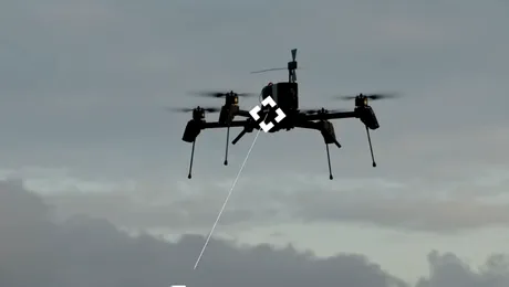 Video / Ucraina lansează Linza 3.0: drona cu AI care poate transporta 4 kg pe 15 km
