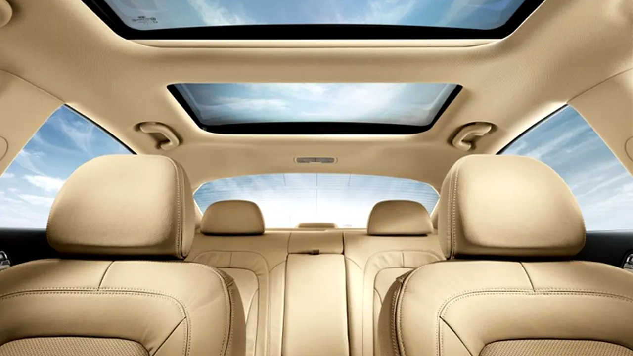 1-panoramic-sunroof 