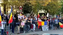 Sute de oameni în fața Arestului Central, unde este închis Călin Georgescu. Zeci de susținători protestează în mai multe orașe din țară