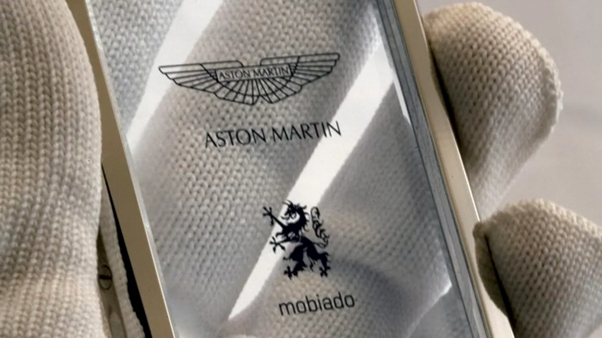 Mobiado CPT002 Aston Martin Concept Phone