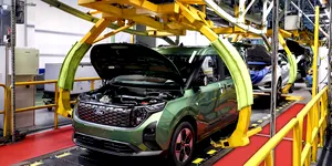 Ford începe să facă concedieri voluntare în Germania. Motivul ar fi reprezentat de cererea slabă