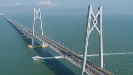 China va inaugura o bijuterie a ingineriei: cel mai mare pod construit pe deasupra unei mări - VIDEO