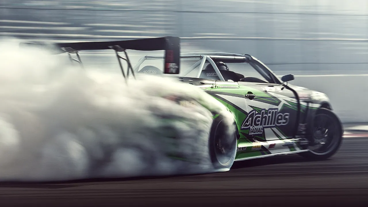 1-formula-drift-long-beach-front 
