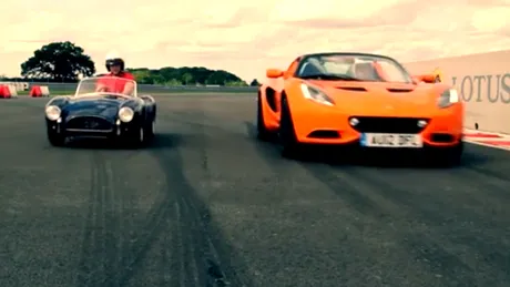 Duelul piticilor: Lotus Elise S vs. AC Cobra, pe circuit. VIDEO