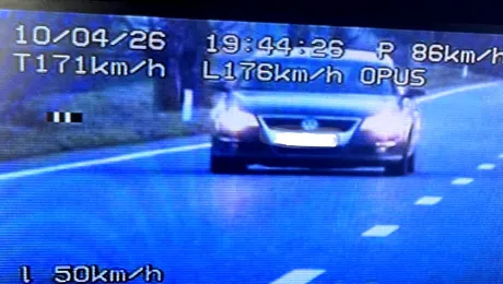 O șoferiță din Constanța a fost prinsă cu dublul vitezei legale. Motivul: i se ard cozonacii în cuptor