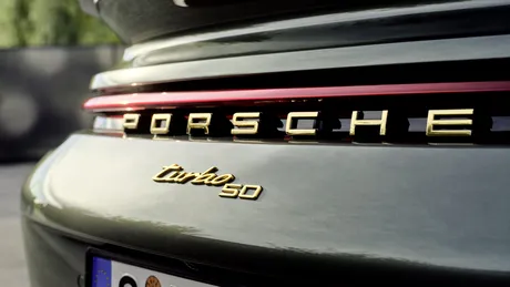 Porsche 911 se transformă într-un model shooting brake de 350.000 de dolari printr-un kit de conversie